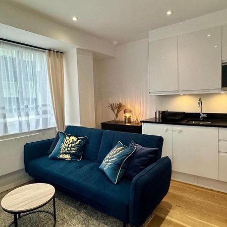 Luxury 2 Bedroom Apartment In Central Croydon With Free Parking Екстериор снимка