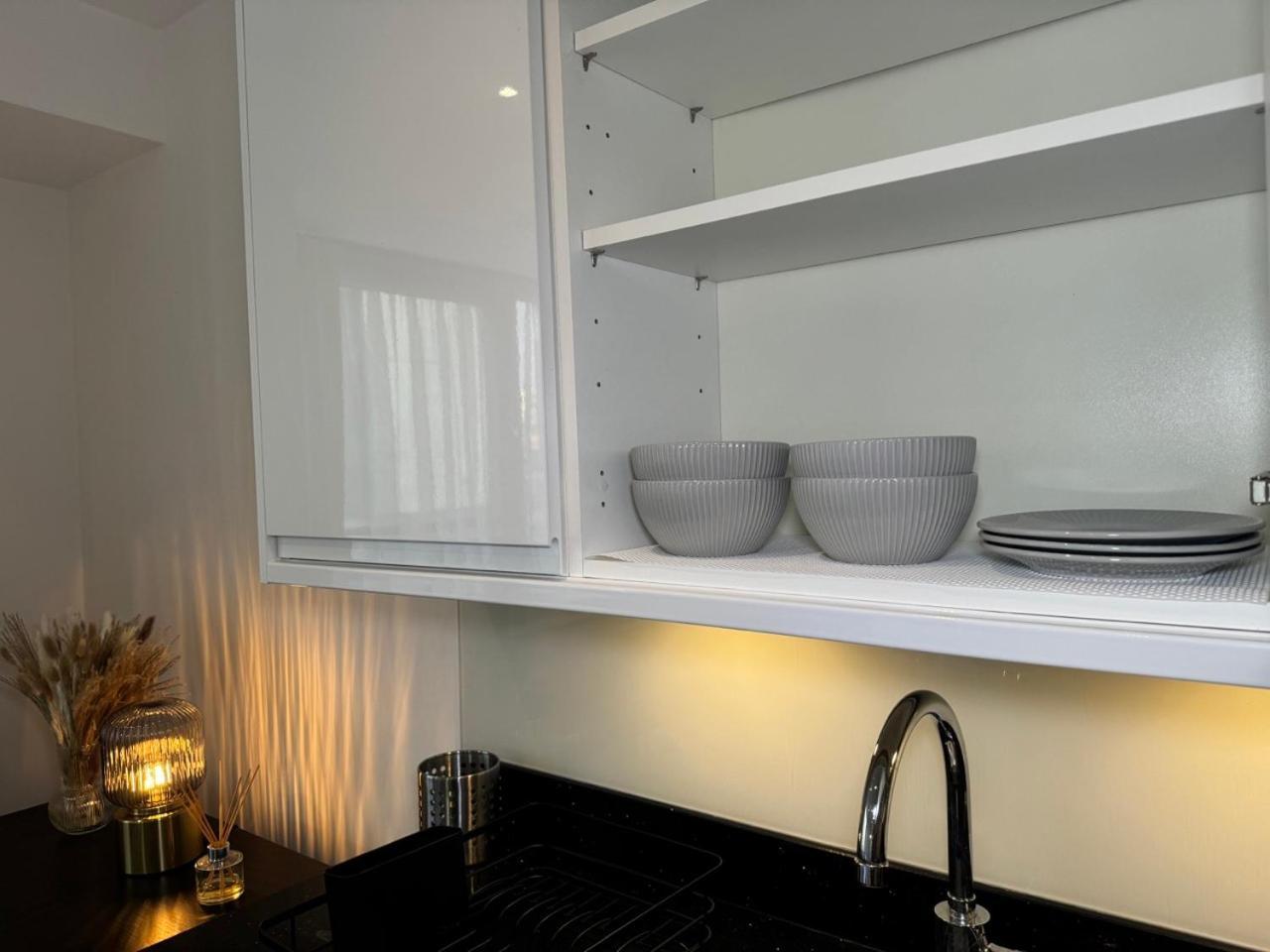 Luxury 2 Bedroom Apartment In Central Croydon With Free Parking Екстериор снимка