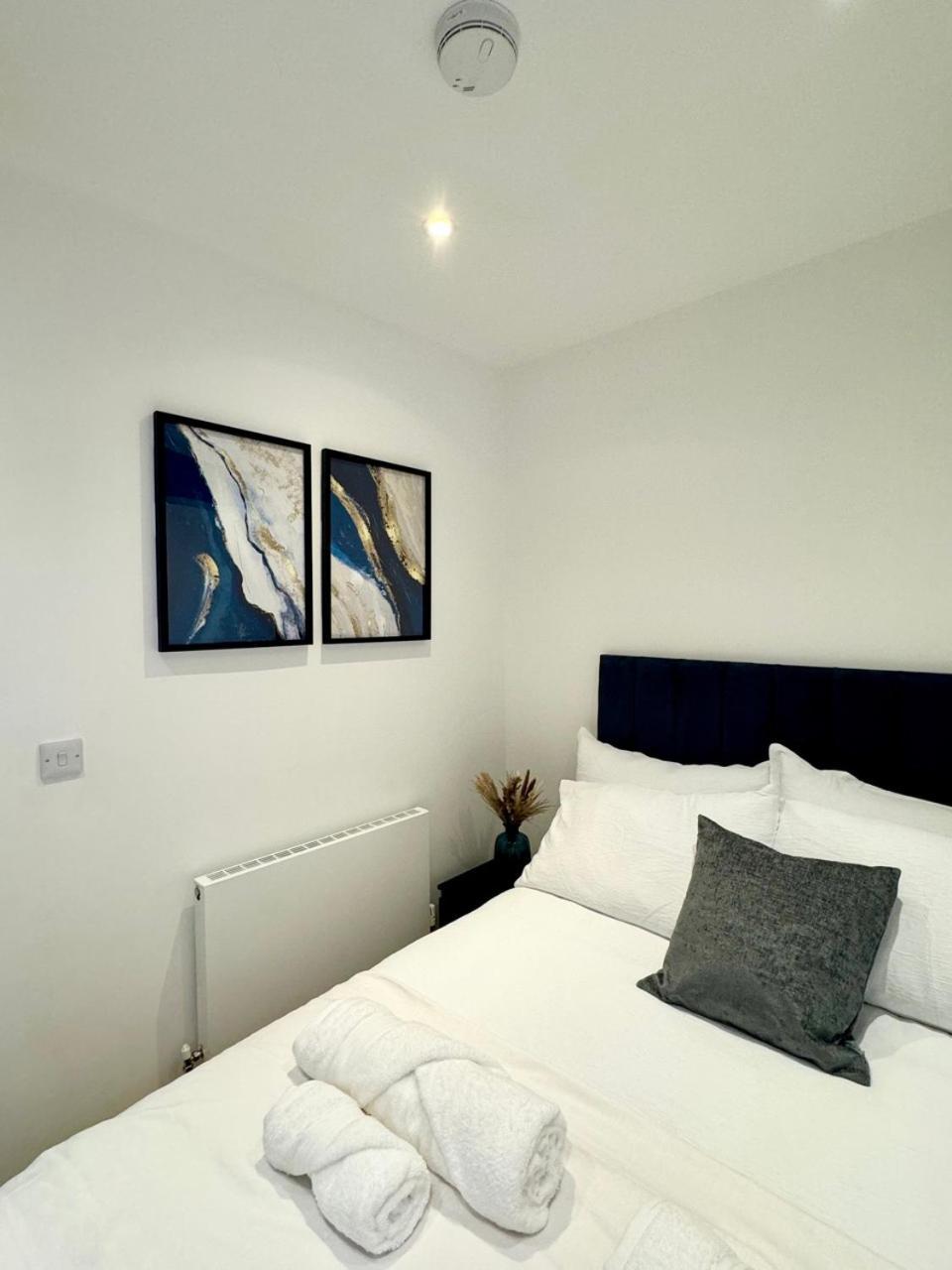 Luxury 2 Bedroom Apartment In Central Croydon With Free Parking Екстериор снимка