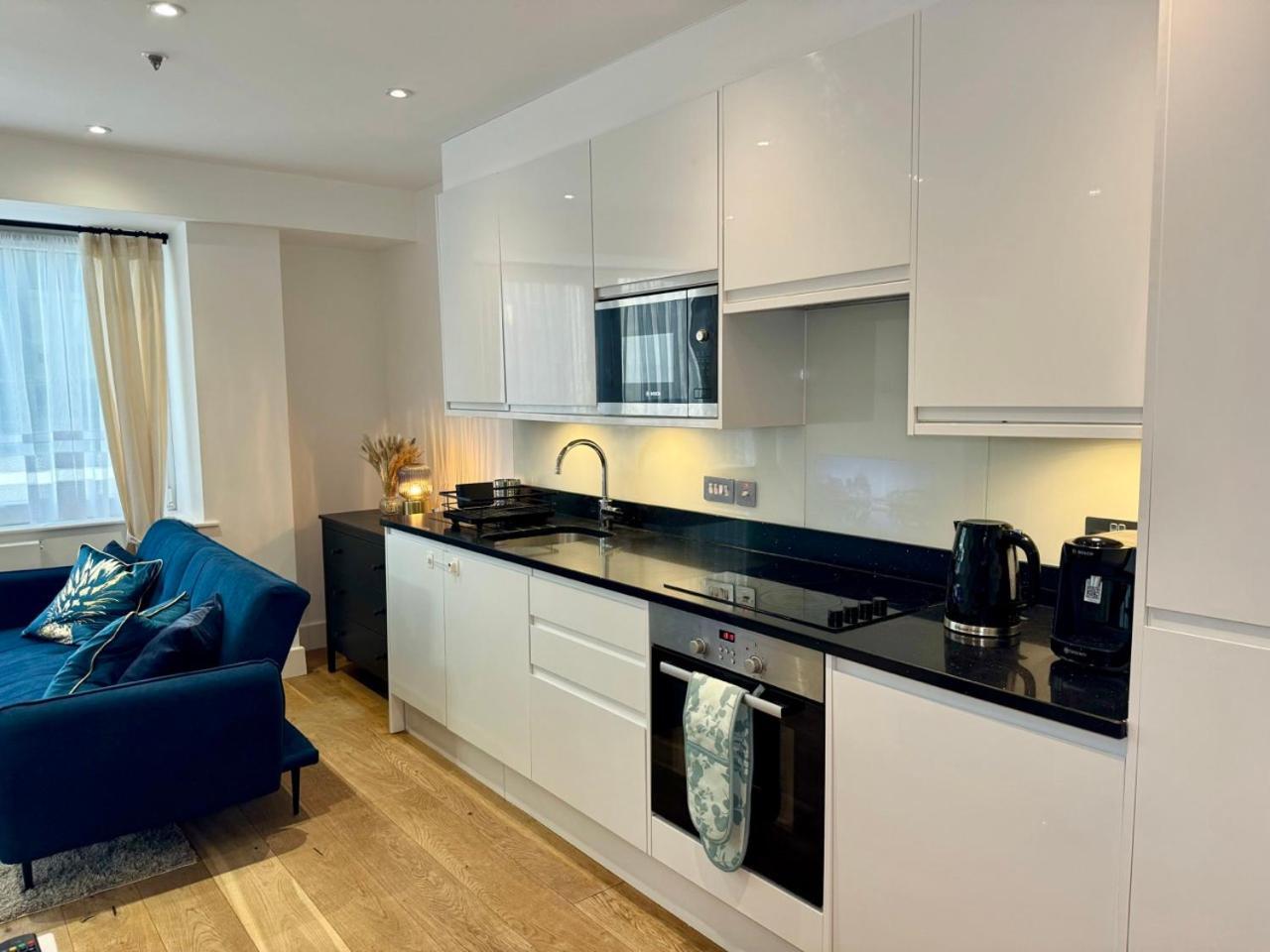 Luxury 2 Bedroom Apartment In Central Croydon With Free Parking Екстериор снимка