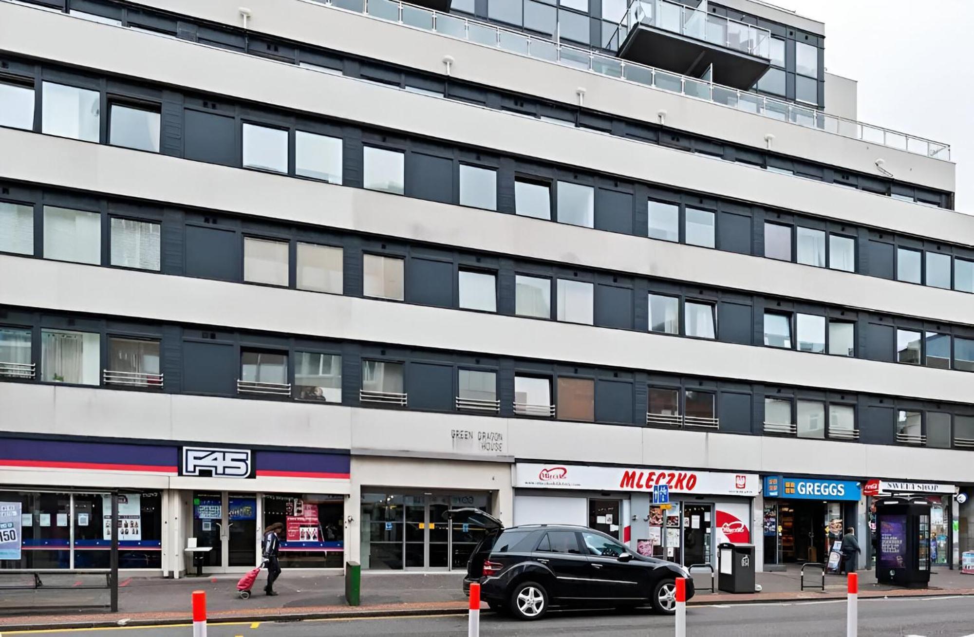 Luxury 2 Bedroom Apartment In Central Croydon With Free Parking Екстериор снимка