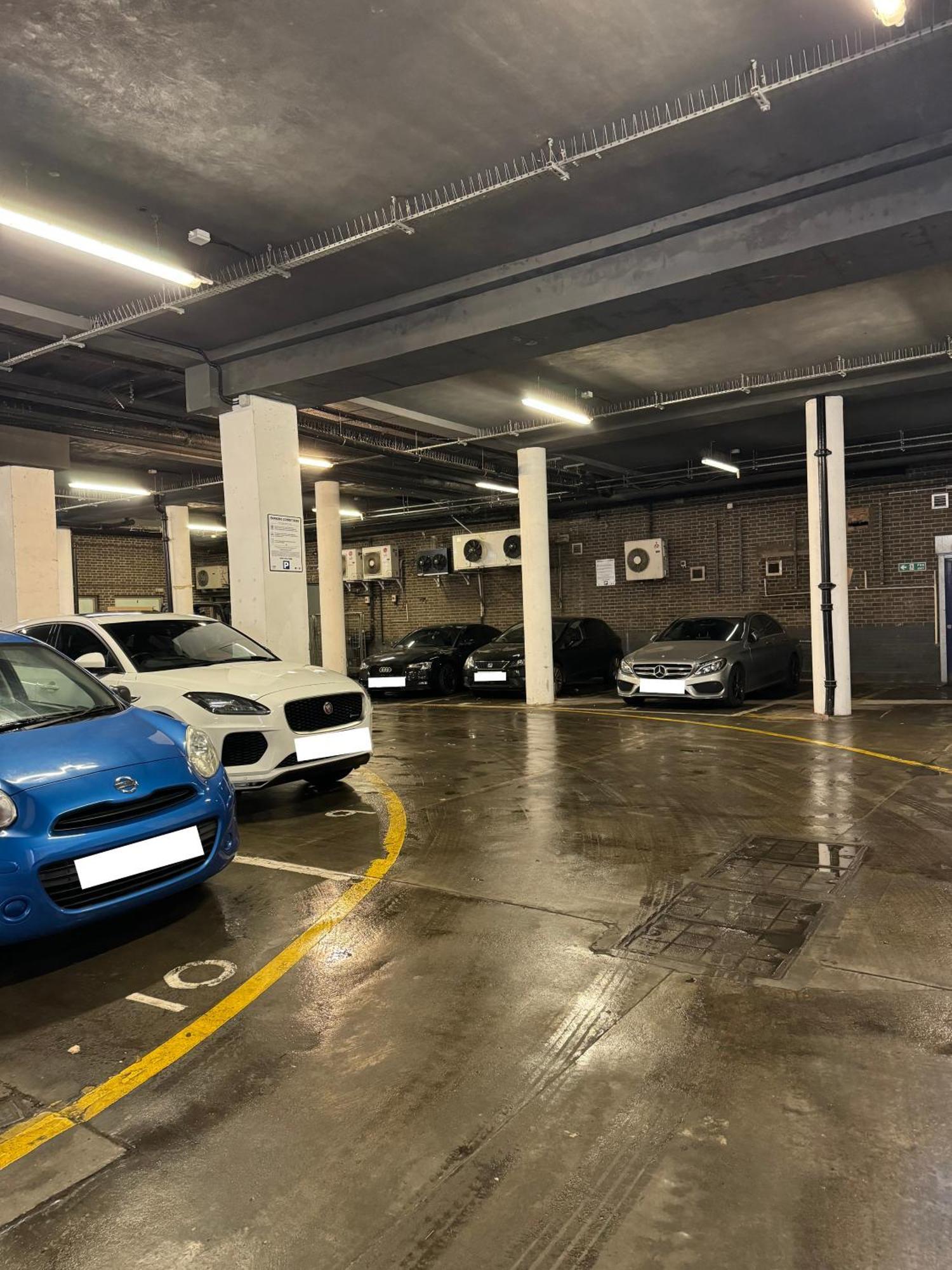 Luxury 2 Bedroom Apartment In Central Croydon With Free Parking Екстериор снимка